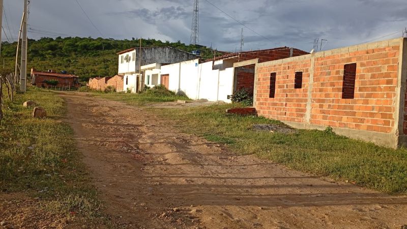 Prefeitura de Anguera anuncia pavimentação em intertravados em diversas ruas da cidade